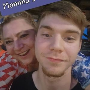 Meet your Posher, Candy